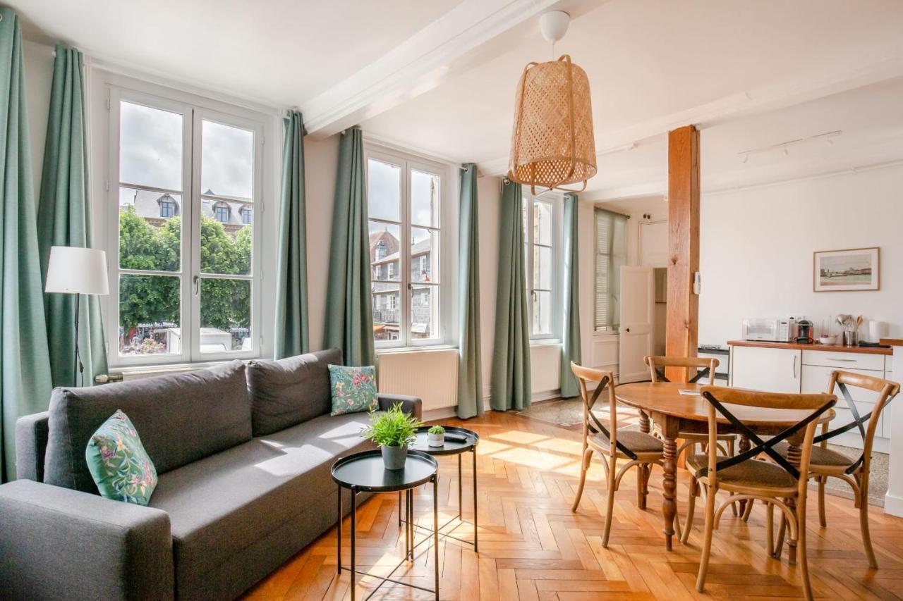 Apartment Hypolite 1 New - Cocooning Flat - 80 Meters From The Port Of